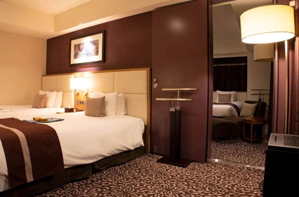 Adjoining cruise cabins for family travelers